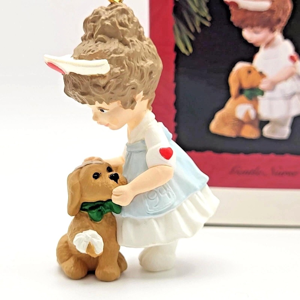Vintage 1994 Hallmark Keepsake Ornament "Gentle Nurse" with Pup‎ Veterinary NIB